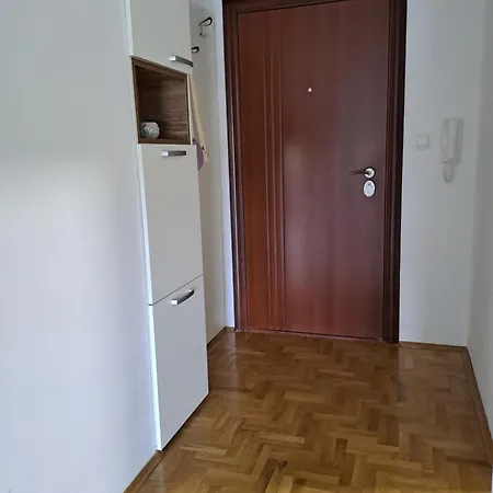 Apartment Adriana *